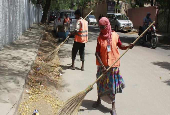 मरने पर 10 लाख मिलेगा, घायल होने पर फूटी कौड़ी भी नहीं