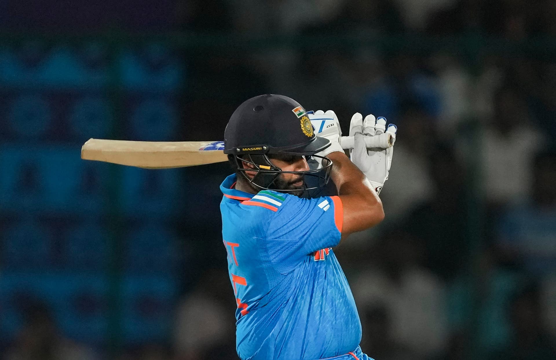 World Cup 2023: रोहित शर्मा के ‘मेगा-सिक्सर’ रिकॉर्ड के पीछे नंबर 45 का राज, ‘यूनिवर्स बॉस’ के लिए खास मैसेज World Cup 2023: रोहित शर्मा के ‘मेगा-सिक्सर’ रिकॉर्ड के पीछे नंबर 45 का राज, ‘यूनिवर्स बॉस’ के लिए खास मैसेज