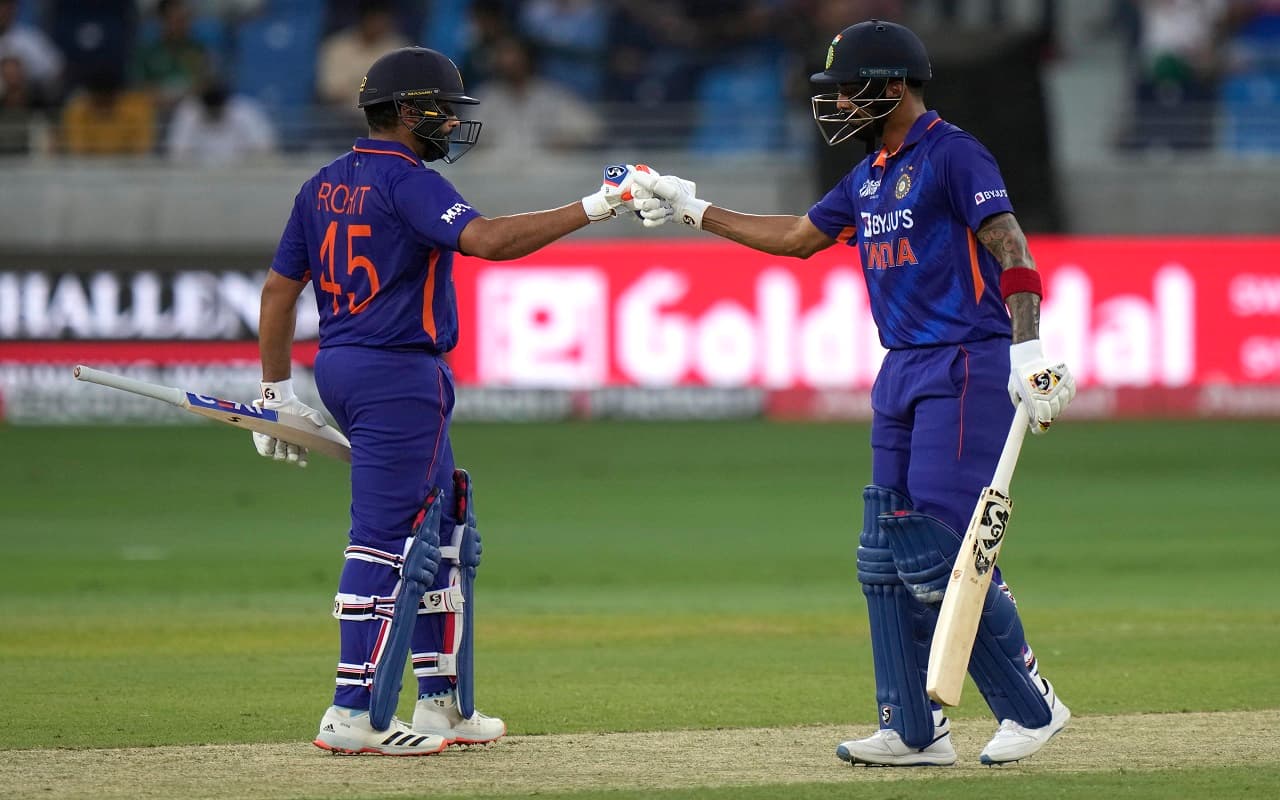 ICC T20 World Cup: टी20 वर्ल्ड कप में ये स्टार खिलाड़ी बनायेंगे भारत को चैंपियन, देखें पूरी टीम इंडिया ICC T20 World Cup: टी20 वर्ल्ड कप में ये स्टार खिलाड़ी बनायेंगे भारत को चैंपियन, देखें पूरी टीम इंडिया