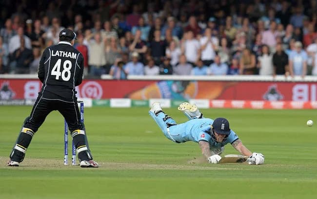 VIDEO: जब रोमांच की सारी हदें पार कर गया वर्ल्ड कप का फाइनल, ICC के इस नियम से इंग्लैंड बना था विश्व विजेता