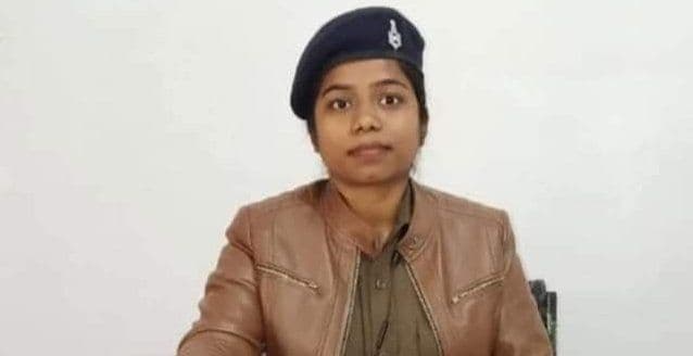 साहिबगंज महिला थाना प्रभारी रूपा तिर्की की मौत मामले में हाईकोर्ट ने राज्य सरकार को दिया ये निर्देश साहिबगंज महिला थाना प्रभारी रूपा तिर्की की मौत मामले में हाईकोर्ट ने राज्य सरकार को दिया ये निर्देश
