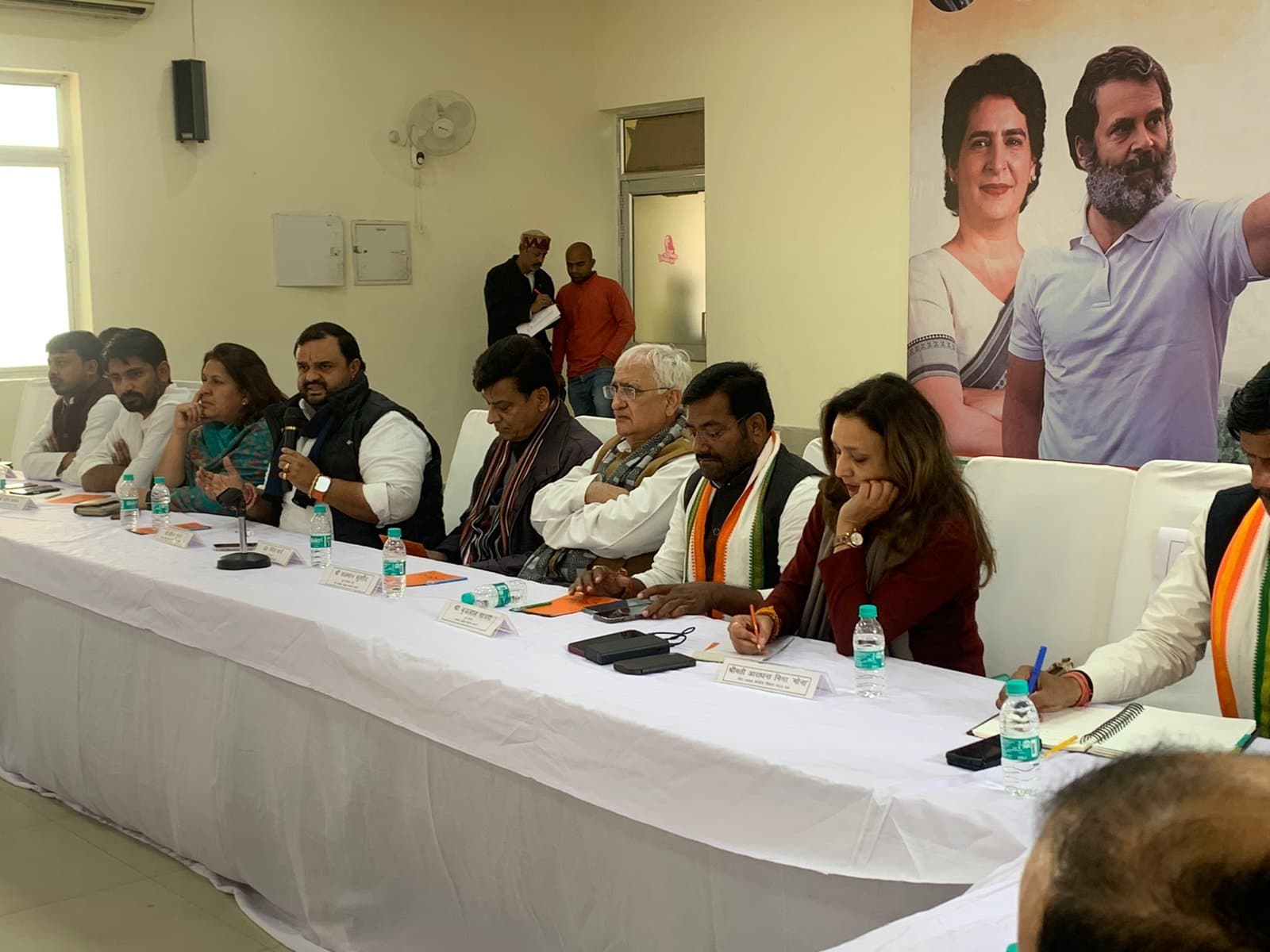 Congress: सलमान खुर्शीद बोले- भारत जोड़ो यात्रा नहीं रुकेगी, PM मोदी को बताया अच्छा थियेटरमैन Congress: सलमान खुर्शीद बोले- भारत जोड़ो यात्रा नहीं रुकेगी, PM मोदी को बताया अच्छा थियेटरमैन