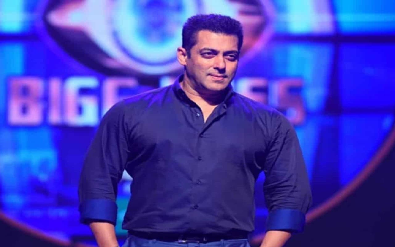 Bigg Boss 16 को लेकर आई शॉकिंग खबर, सलमान खान को हुआ डेंगू, अब ये पॉपुलर स्टार करेंगे शो को होस्ट Bigg Boss 16 को लेकर आई शॉकिंग खबर, सलमान खान को हुआ डेंगू, अब ये पॉपुलर स्टार करेंगे शो को होस्ट