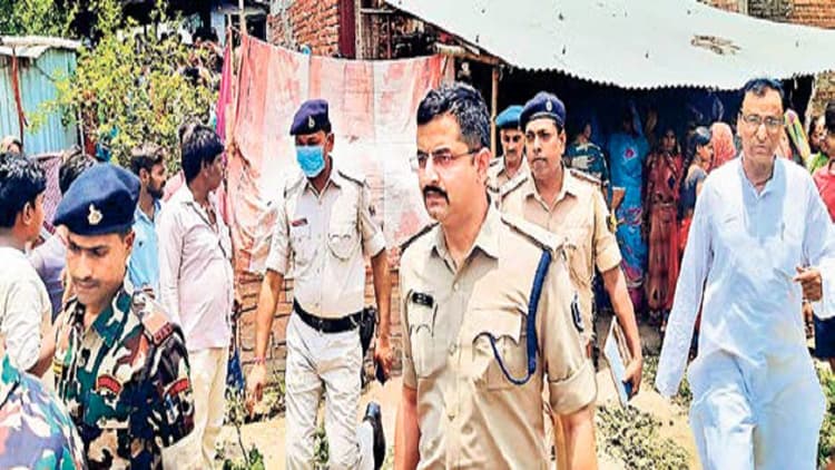 Bihar: समस्तीपुर में शराब कारोबारियों का पुलिस पर हमला, छापेमारी करने गये पुलिसकर्मी घायल, 4 गिरफ्तार
