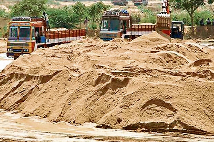 झारखंड में आज से नहीं हो सकेगी किसी भी घाट से बालू की निकासी, NGT ने लगायी रोक