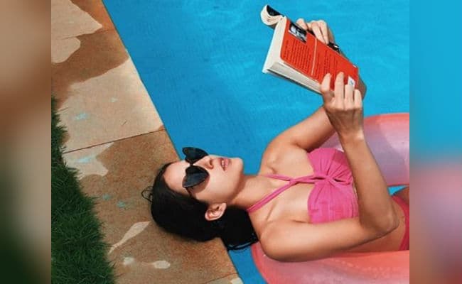 Sara Tendulkar की डेट नाइट की फोटोज इंटरनेट पर वायरल, इस बॉलीवुड शख्स का हाथ थामे आई नजर