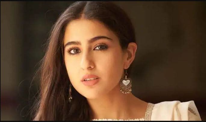 'अतरंगी रे' में सारा अली खान ऐसे बनीं बिहार की 'रिंकू', शेयर किया पर्दे के पीछे का ये VIDEO