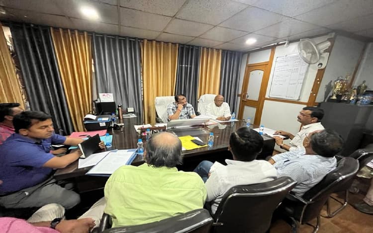 विधायक सरयू राय ने दिया बिरसानगर के लोगों को बिजली देने का प्रस्ताव, बागुननगर में जुस्को से जल्द मिलेगी बिजली