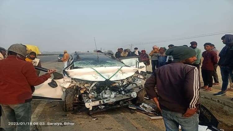 बिहार के सासाराम में भीषण सड़क हादसा: कार के परखच्चे उड़े, राजस्थान के दो लोगों की मौत, तीन जख्मी