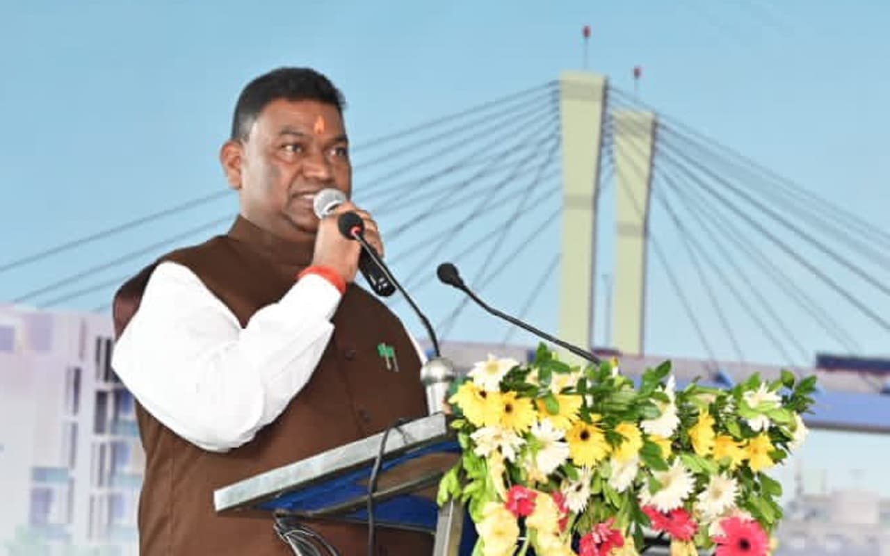 जनवरी से लागू होगा निजी कंपनियों में 75 फीसदी युवाओं को नौकरी का नियम, सदन में बोले झारखंड के मंत्री