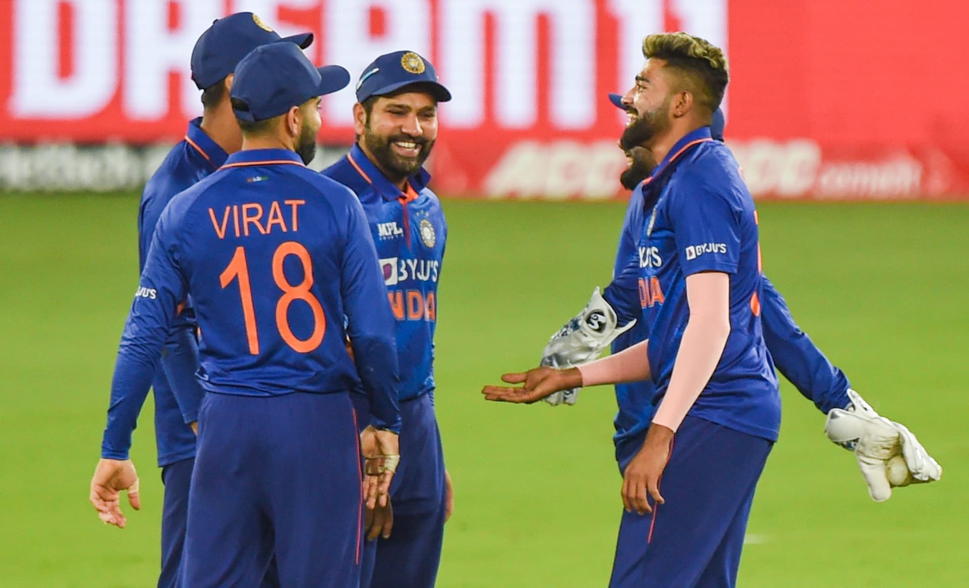 ICC Rankings: भारत का आईसीसी वनडे रैंकिंग में धमाका, इंग्लैंड सीरीज हार कर भी ‘बाजीगर’ ICC Rankings: भारत का आईसीसी वनडे रैंकिंग में धमाका, इंग्लैंड सीरीज हार कर भी ‘बाजीगर’
