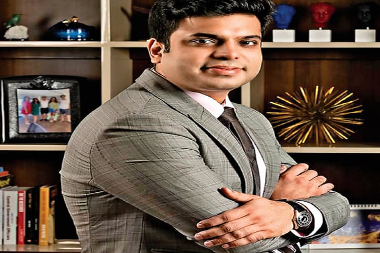 Exclusive : सफलता की नयी इबारत लिख रहे हैं शिखर अग्रवाल