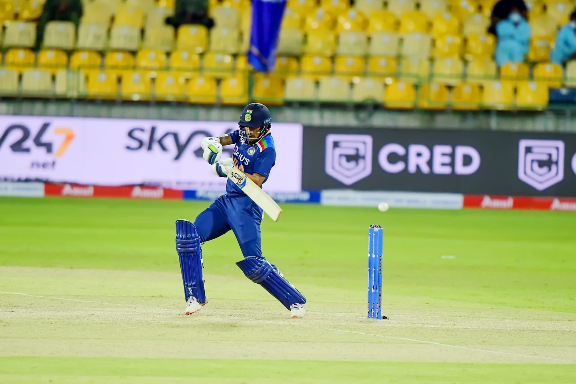 IND vs SL : धवन ने विव रिचर्ड्स का रिकॉर्ड तोड़ा, कप्तानी में डेब्यू करते हुए लगायी रिकॉर्डों की झड़ी IND vs SL : धवन ने विव रिचर्ड्स का रिकॉर्ड तोड़ा, कप्तानी में डेब्यू करते हुए लगायी रिकॉर्डों की झड़ी