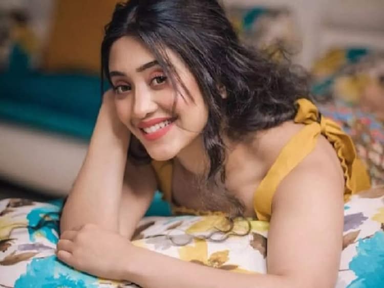 Khatron Ke Khiladi 12 फेम शिवांगी जोशी के दिल का चैन किसने चुरा लिया? एक्ट्रेस का लेटेस्ट वीडियो वायरल