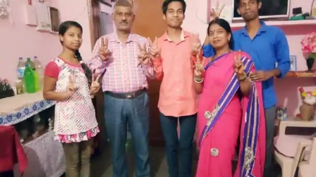 JAC Inter Result 2020 : प्रतिदिन 22 किमी चलायी साइकिल, कॉमर्स का स्टेट टॉपर बना शुभम ठाकुर