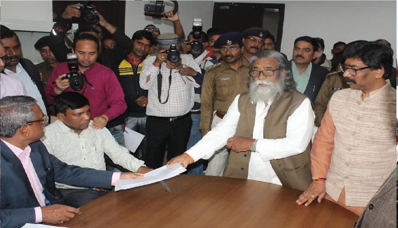 राज्यसभा चुनाव के नामांकन पत्र में शिबू ने बताया कितनी है संपत्ति