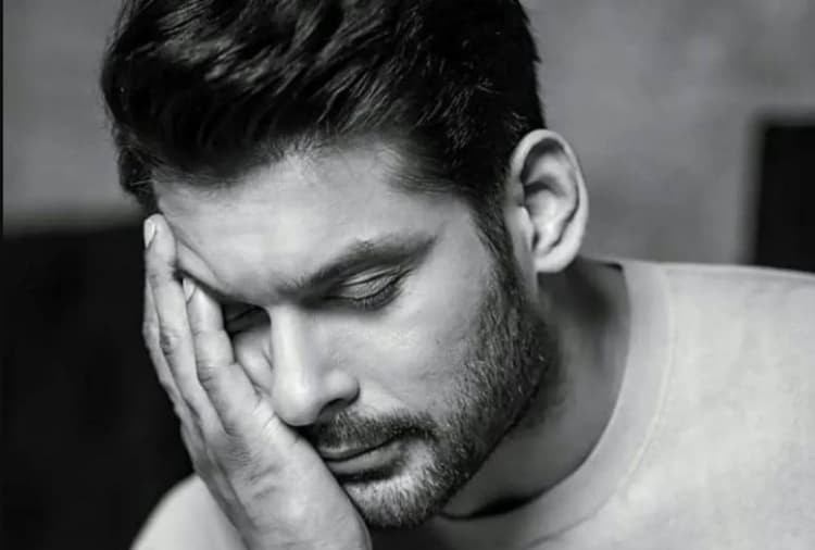 मौत से एक रात पहले क्या कर रहे थे सिद्धार्थ शुक्ला, सुबह कमरे में बेहोश मिले थे एक्टर
