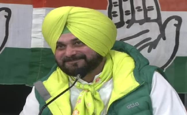 नवजोत सिंह सिद्धू ने पंजाब कांग्रेस चीफ के रूप में वापस लिया अपना इस्तीफा, काम संभालने के लिए रखी ये शर्त