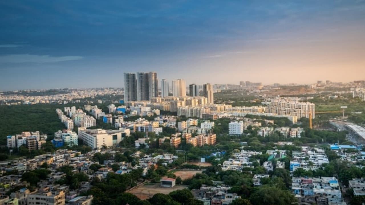बिहार के इस शहर का बदलेगा लुक, महानगरों की तरह बनने लगी बहुमंजिली इमारतें