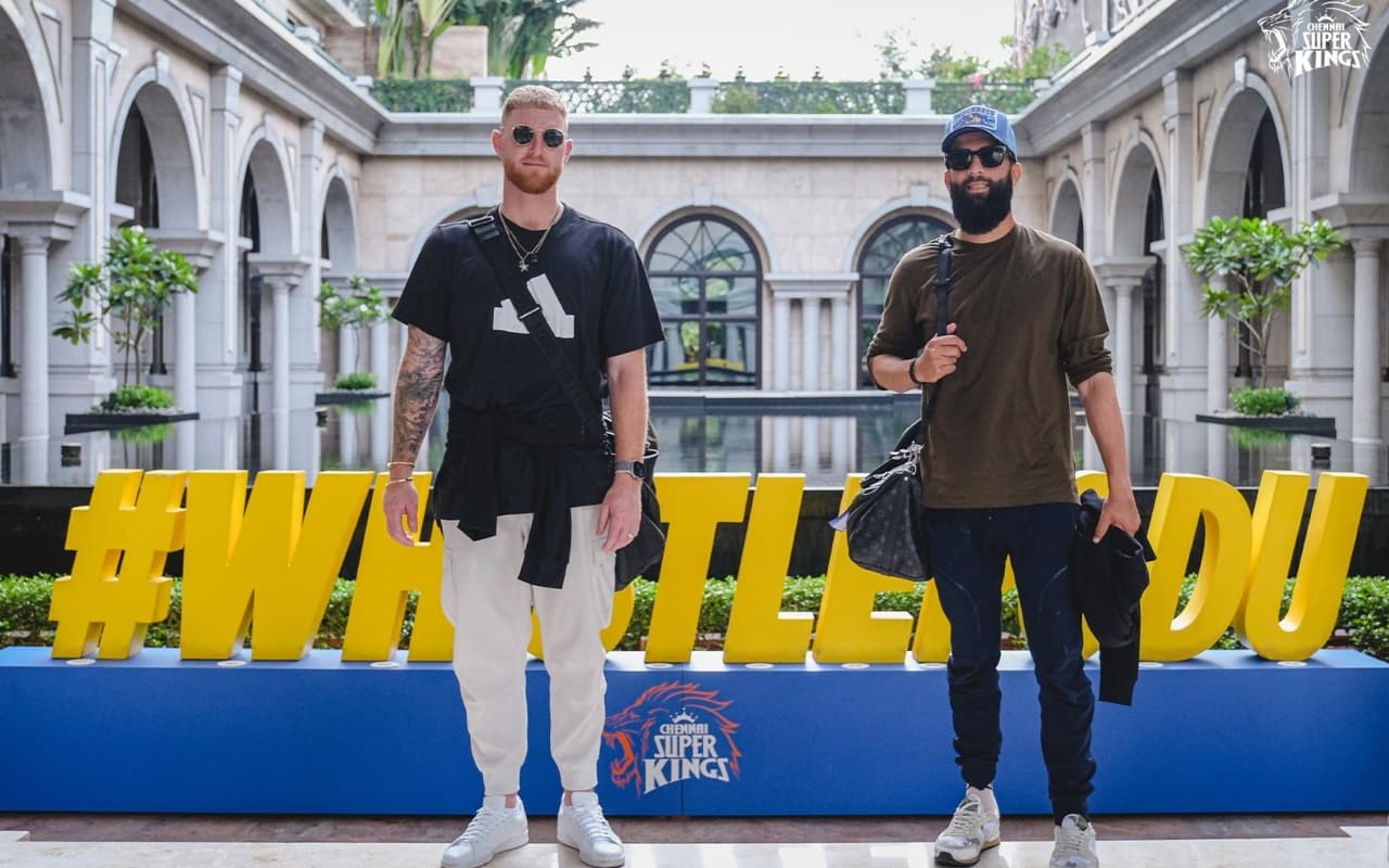 IPL 2023: MS Dhoni का साथ देने CSK कैंप से जुड़े Ben Stokes, गेंदबाजों की अब खैर नहीं, वीडियो वायरल IPL 2023: MS Dhoni का साथ देने CSK कैंप से जुड़े Ben Stokes, गेंदबाजों की अब खैर नहीं, वीडियो वायरल