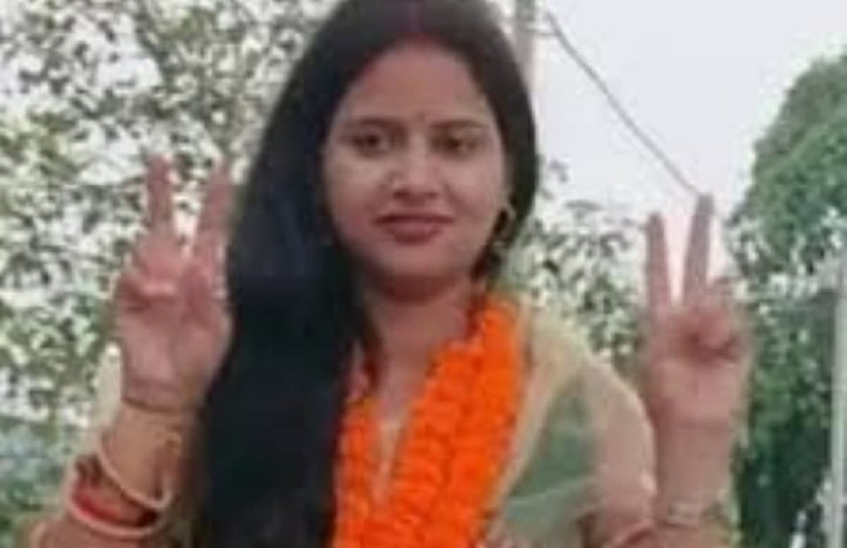 पटना जिला परिषद अध्यक्ष की कुर्सी गयी, अविश्वास प्रस्ताव पारित, 19 सदस्यों ने कुमारी स्तुति के खिलाफ किया वोट