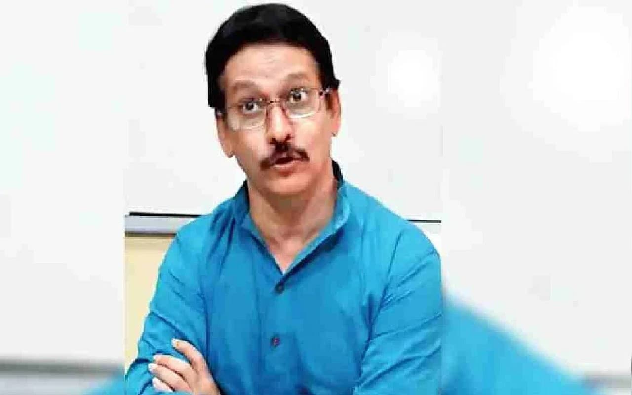 SSC Scam: सुबरीश भट्टाचार्य CBI के सवालों का दें जवाब, नहीं तो पूछताछ के लिए भेजा जाये दिल्ली: हाईकोर्ट SSC Scam: सुबरीश भट्टाचार्य CBI के सवालों का दें जवाब, नहीं तो पूछताछ के लिए भेजा जाये दिल्ली: हाईकोर्ट
