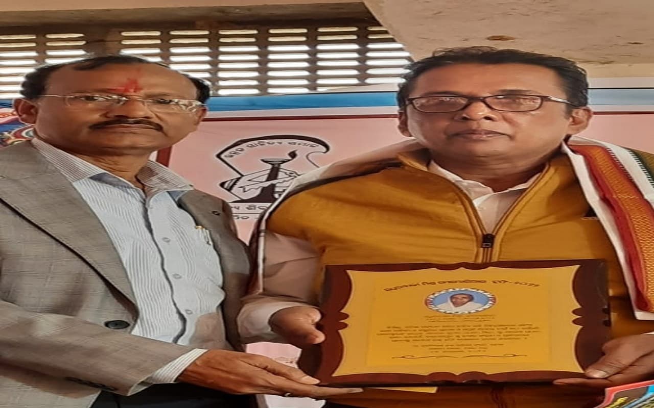 सुधीर बाला मिश्र स्मृति सम्मान: उड़िया भाषा व संस्कृति के संरक्षण के लिए सरोज कुमार प्रधान हुए सम्मानित