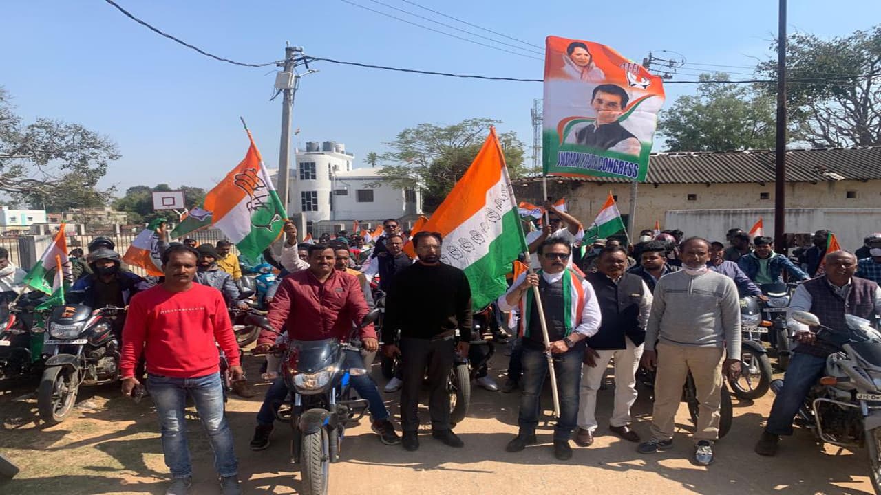 कांग्रेस में शामिल हुए सुखदेव भगत का लोहरदगा आने पर हुआ स्वागत, बोले- भाजपा में जाना उनकी सबसे बड़ी भूल