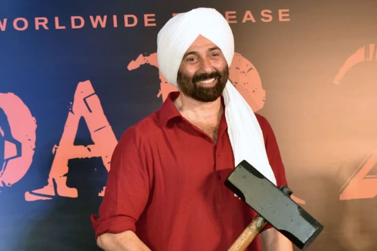 'बॉर्डर 2' नहीं बल्कि ये होगी देश की सबसे बड़ी एक्शन फिल्म...साउथ के बड़े डायरेक्टर संग सनी देओल ने साइन की डील