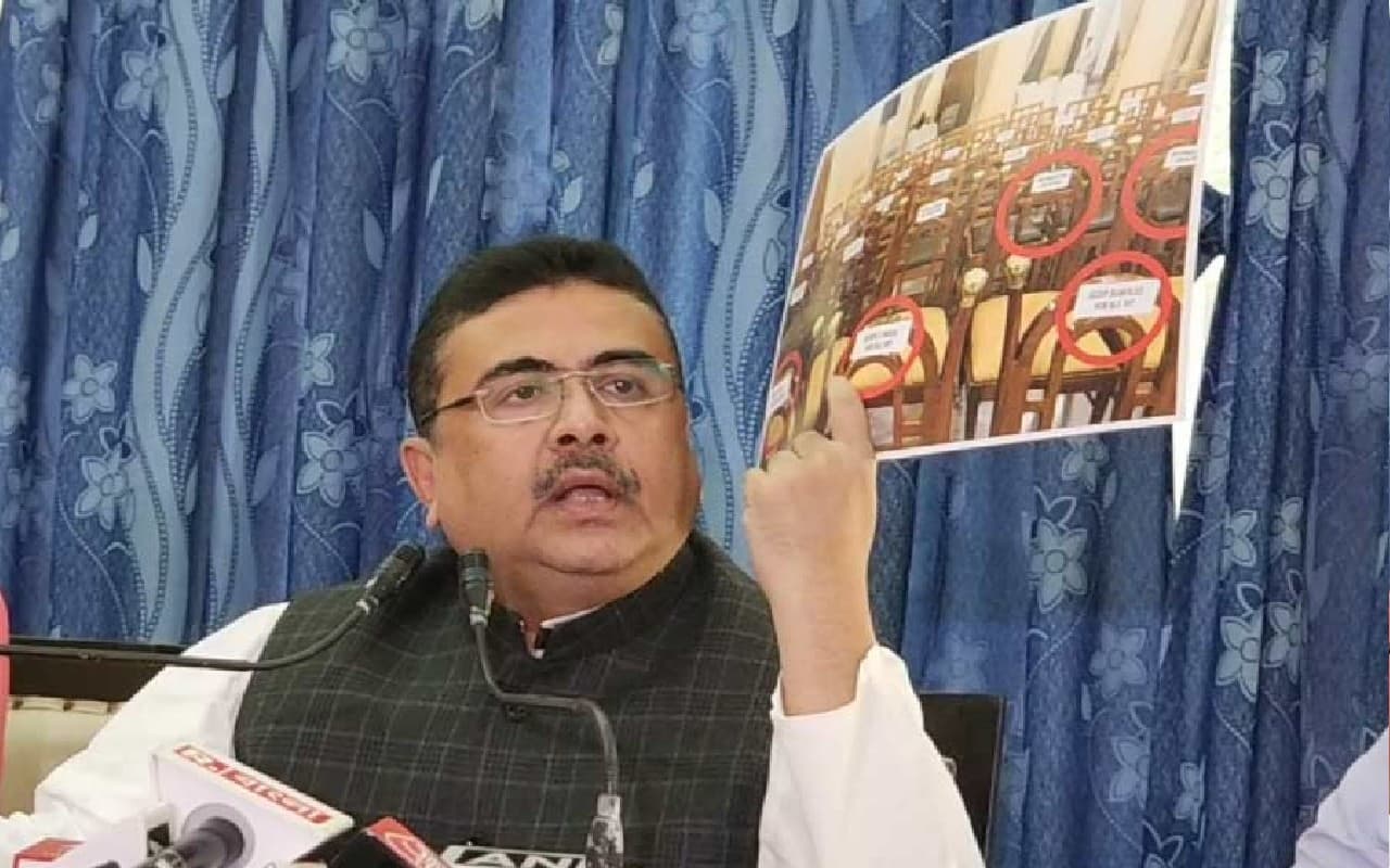 पश्चिम बंगाल के नये राज्यपाल डॉ सीवी आनंद बोस ने ली शपथ, समारोह में शामिल नहीं हुए शुभेंदु अधिकारी