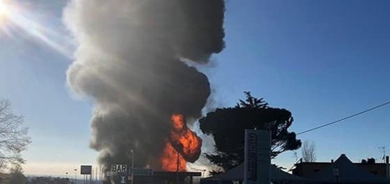 चीन के तेल टैंकर में हुआ विस्फोट, मरने वालों की संख्या हुई 18