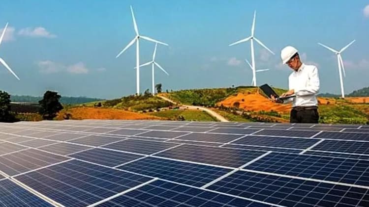 Suzlon Energy: सुजलॉन को मिला एबीसी क्लीनटेक से 642 मेगावाट की पवन ऊर्जा का ठेका, उड़ने लगा शेयर का भाव