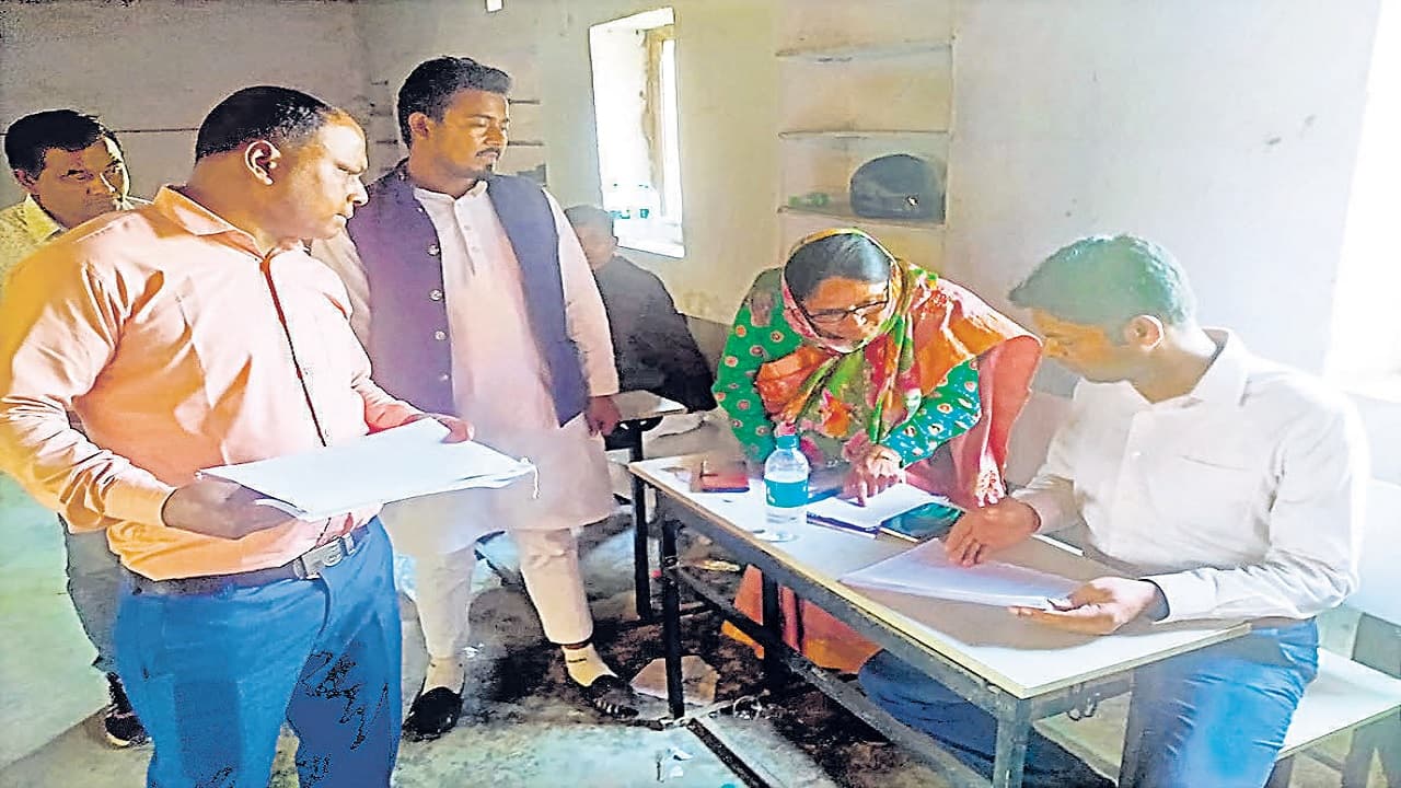 बिहार में शिक्षक नियोजन में बड़ी गड़बड़ी का आरोप, बिना अनुमोदन बांटा नियोजन पत्र, जानें पूरा खेल