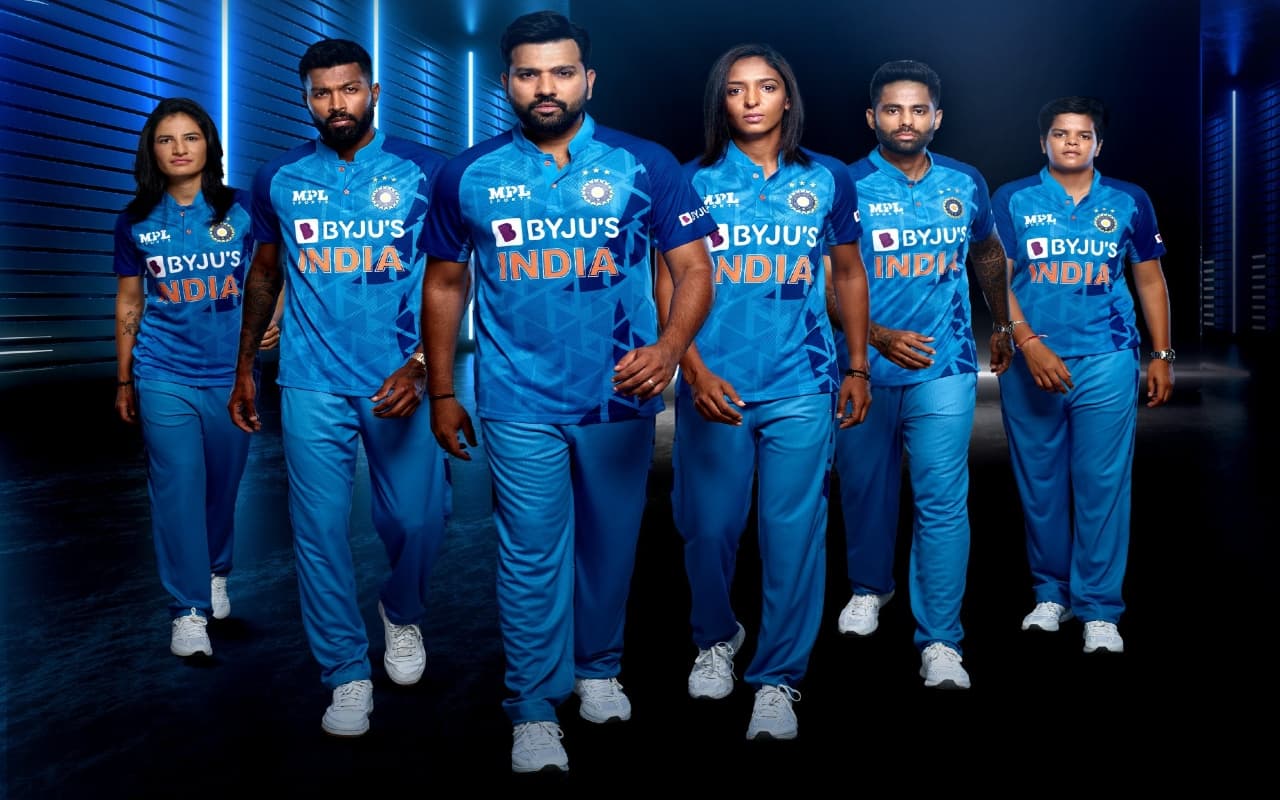 ICC T20 World Cup 2022: टीम इंडिया की नयी जर्सी हुई लॉन्च, सामने आईं पहली तस्वीर