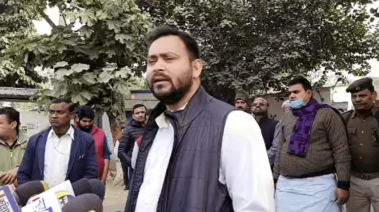 Bihar Politics: फिर बोले तेजस्वी यादव- थक चुके हैं नीतीश कुमार, नहीं संभल रहा बिहार, दिल्ली वाले 'बेटे' को भी घेरा