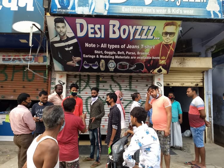 Covid-19 in jharkhand : तिलैया थाना है सील, कुछ ही दूरी पर कपड़ा दुकान में हो गयी चोरी