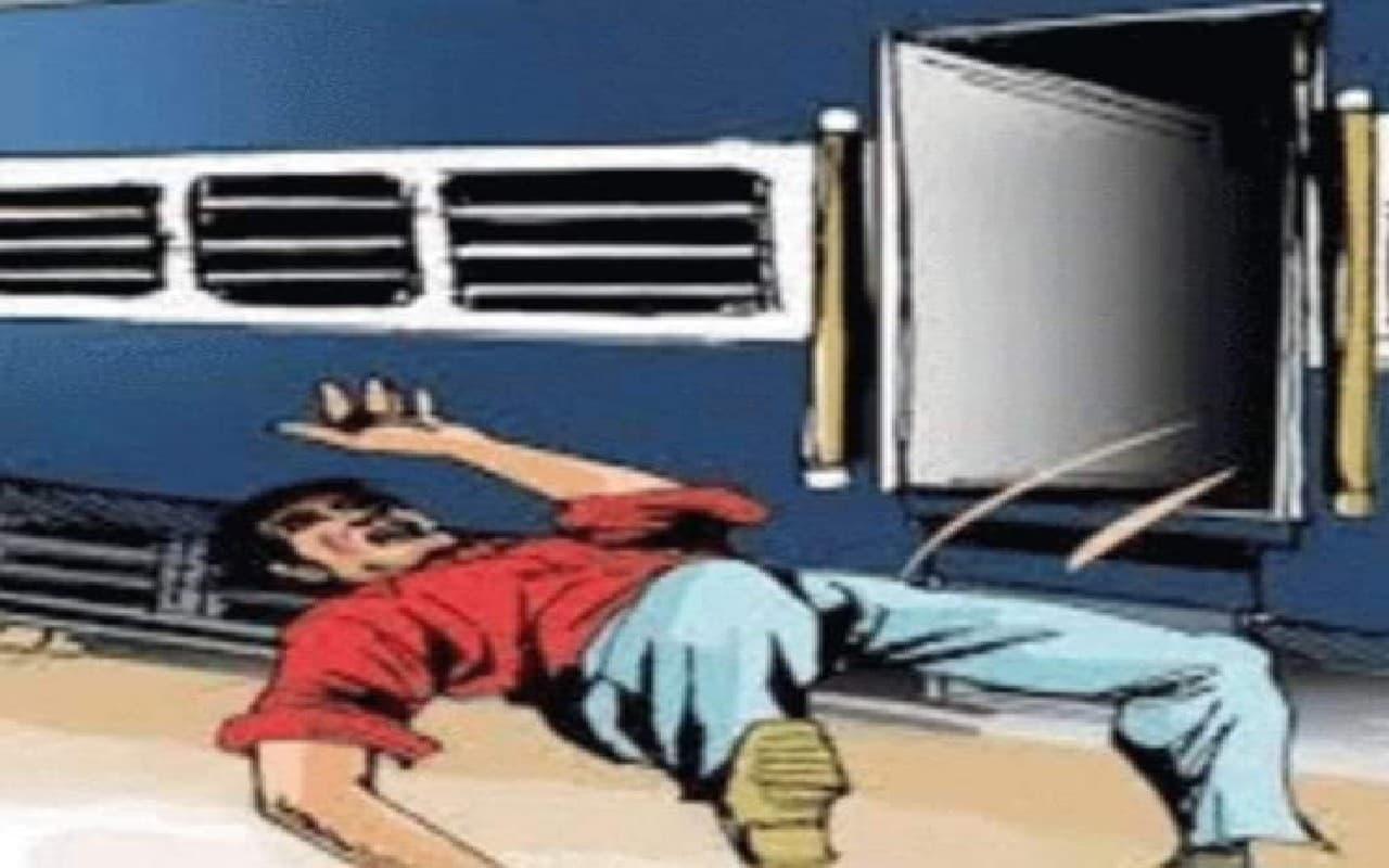 बीरभूम के युवक को ओडिशा में चलती ट्रेन से फेंका बाहर, रेल पुलिस ने दो को हिरासत में लिया