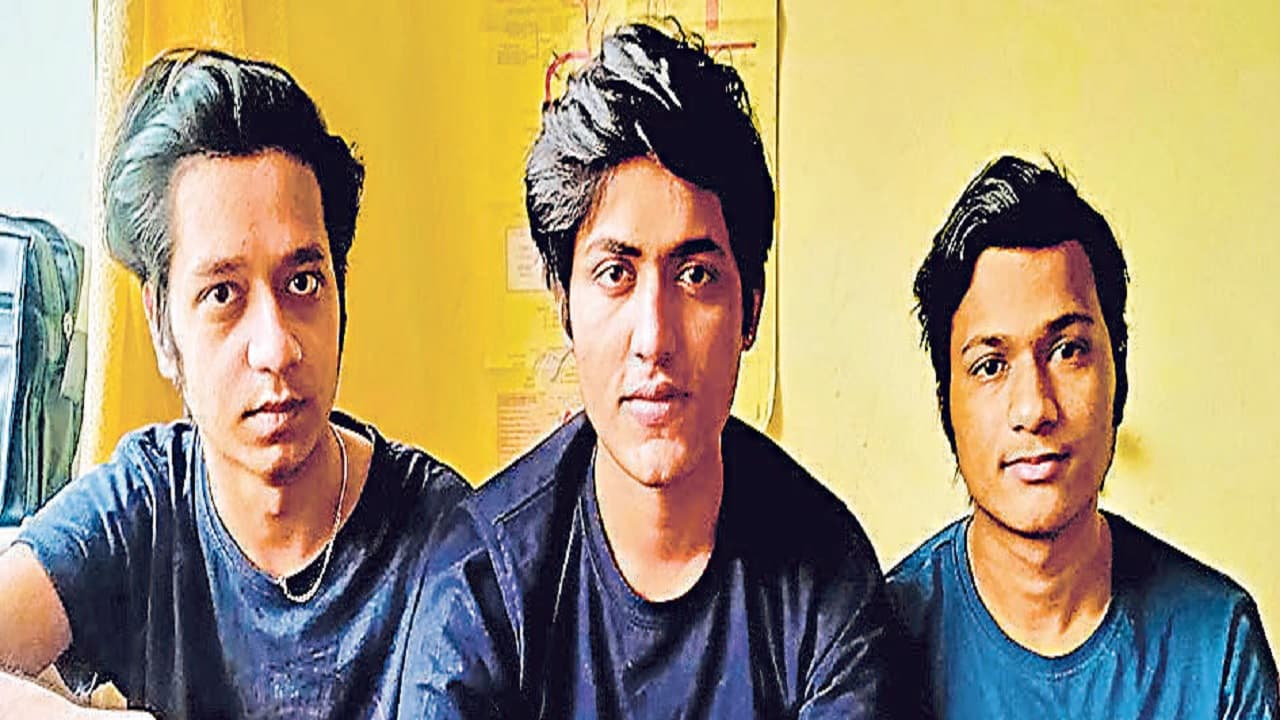 बिहार के करण यूक्रेन में 53 किलोमीटर चले पैदल, पोलैंड बॉर्डर पहुंचकर लौटे निराश, अब
जाएंगे हंगरी सीमा तक