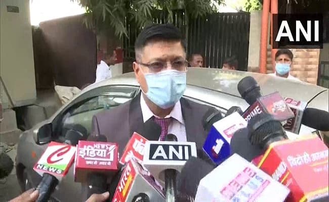 यूपी विधानसभा के गेट पर दारोगा ने खुद को मारी गोली, सुसाइड नोट बरामद