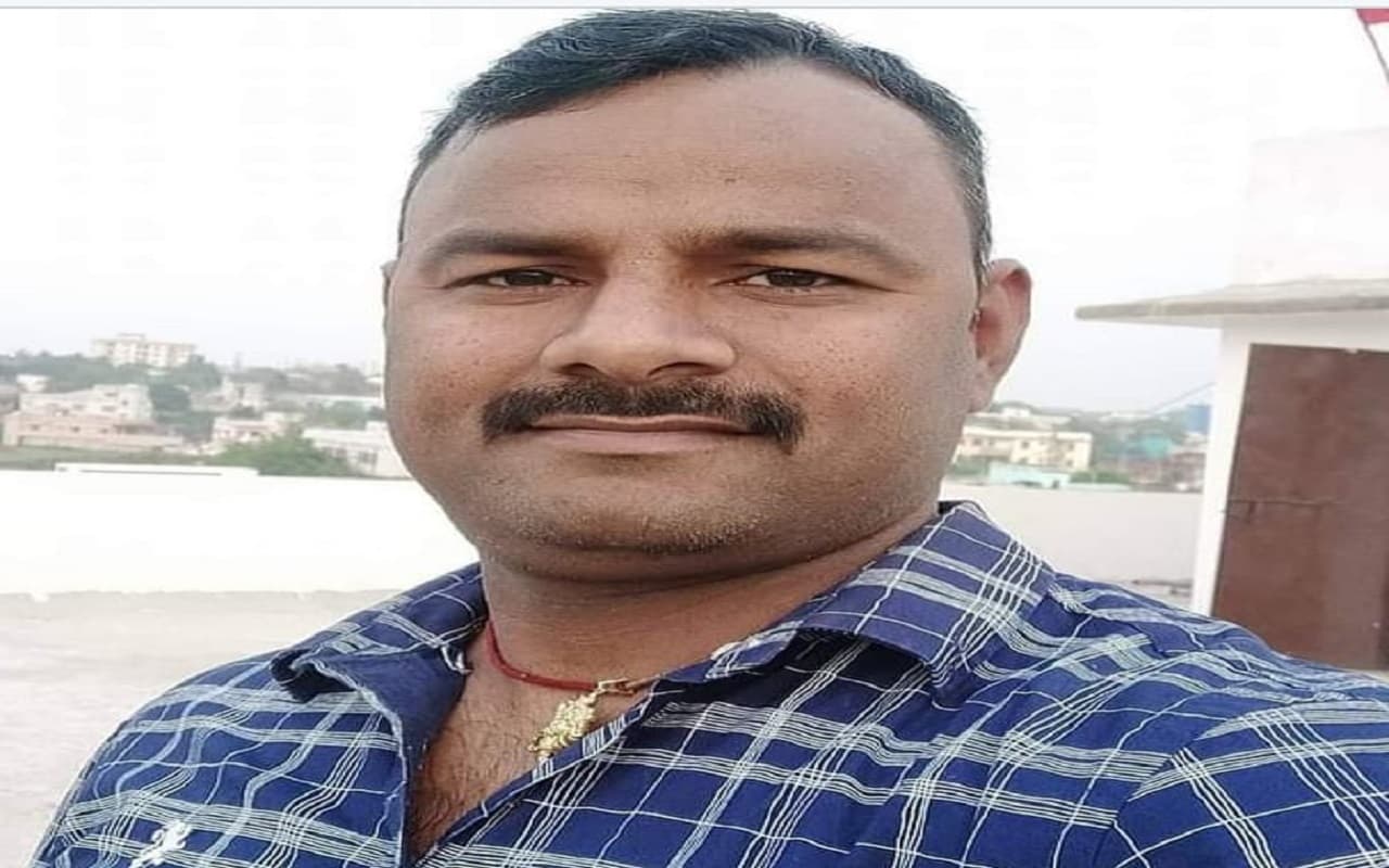 झारखंड के धनबाद में अपराधियों का दुस्साहस, रिकवरी एजेंट उपेंद्र सिंह की गोली मारकर हत्या, जांच में जुटी पुलिस