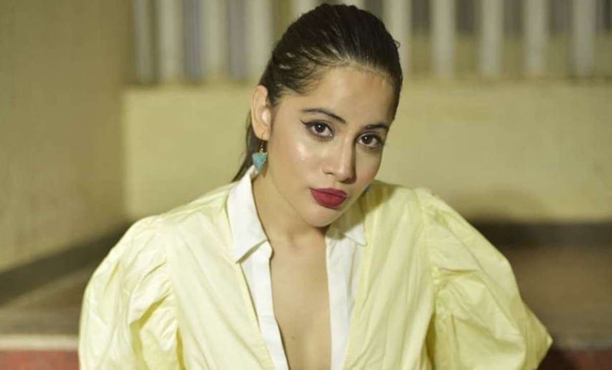 उर्फी जावेद ने इस बार अपने हेयरस्टाइल से फैंस को चौंकाया, यूजर्स बोले- एयरपोर्ट में सिक्योरिटी...