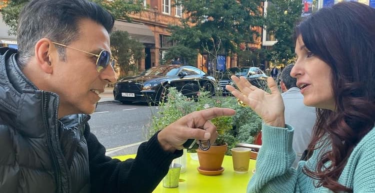 Twinkle Khanna ने दिखाया मैरिज डायरीज, देखिए कैसे बात करते-करते बहस हो जाती है शुरू