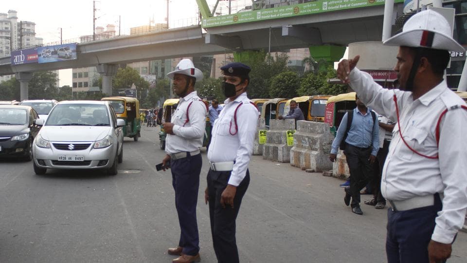 आपकी गाड़ी के डॉक्युमेंट्स की वैलिडिटी खत्म हो गई है? टेंशन न लें, पढ़ें यह जरूरी खबर