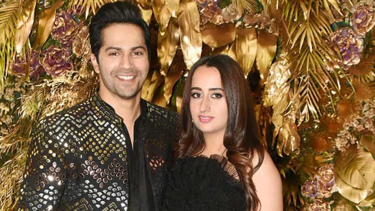 Varun Dhawan Wedding : 24 जनवरी को नताशा संग सात फेरे लेंगे वरुण! शादी में शामिल होंगे इतने मेहमान, यहां पढ़ें पूरी डिटेल Varun Dhawan Wedding : 24 जनवरी को नताशा संग सात फेरे लेंगे वरुण! शादी में शामिल होंगे इतने मेहमान, यहां पढ़ें पूरी डिटेल