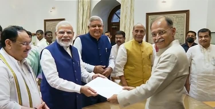 Vice President Election: NDA उम्मीदवार जगदीप धनखड़ ने किया नामांकन, पीएम मोदी के साथ दिखी अलग केमिस्ट्री