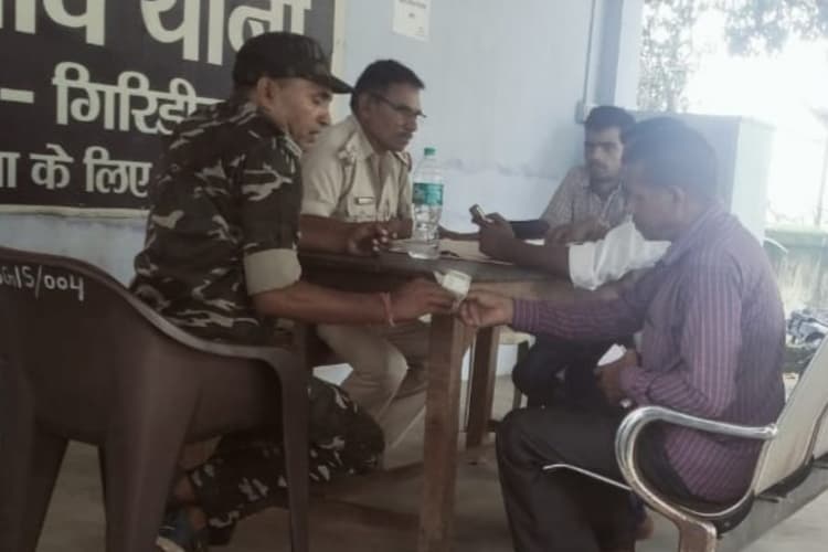 झारखंड: एएसआई विजयकांत यादव सस्पेंड, रुपये लेते वीडियो हुआ था वायरल, गिरिडीह एसपी दीपक शर्मा ने लिया एक्शन