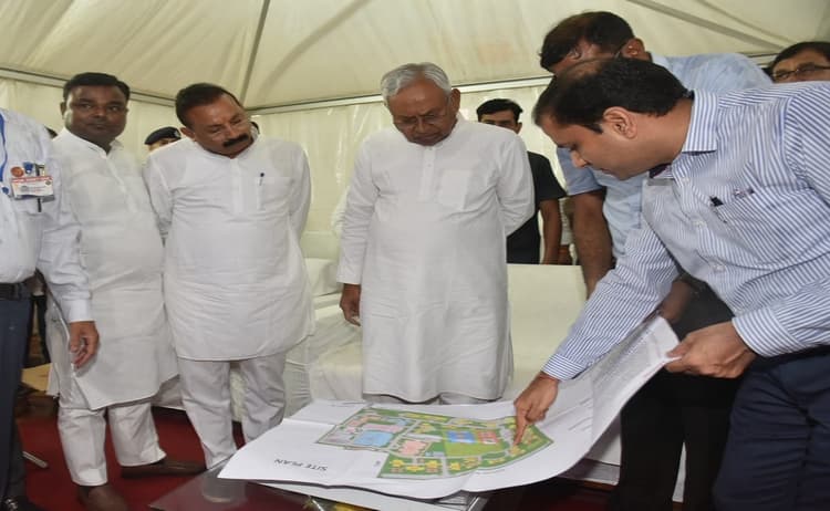 बनारस की पहचान है काष्ठ कला, आज भी इन इलाकों में जीवित है यह उद्योग