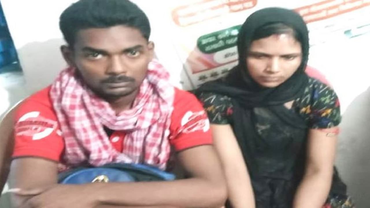 Bihar: करवाचौथ के पहले 4 बच्चों को छोड़ प्रेमी के साथ गयी पत्नी, जिद के आगे झुका पति, कचहरी में दी इजाजत