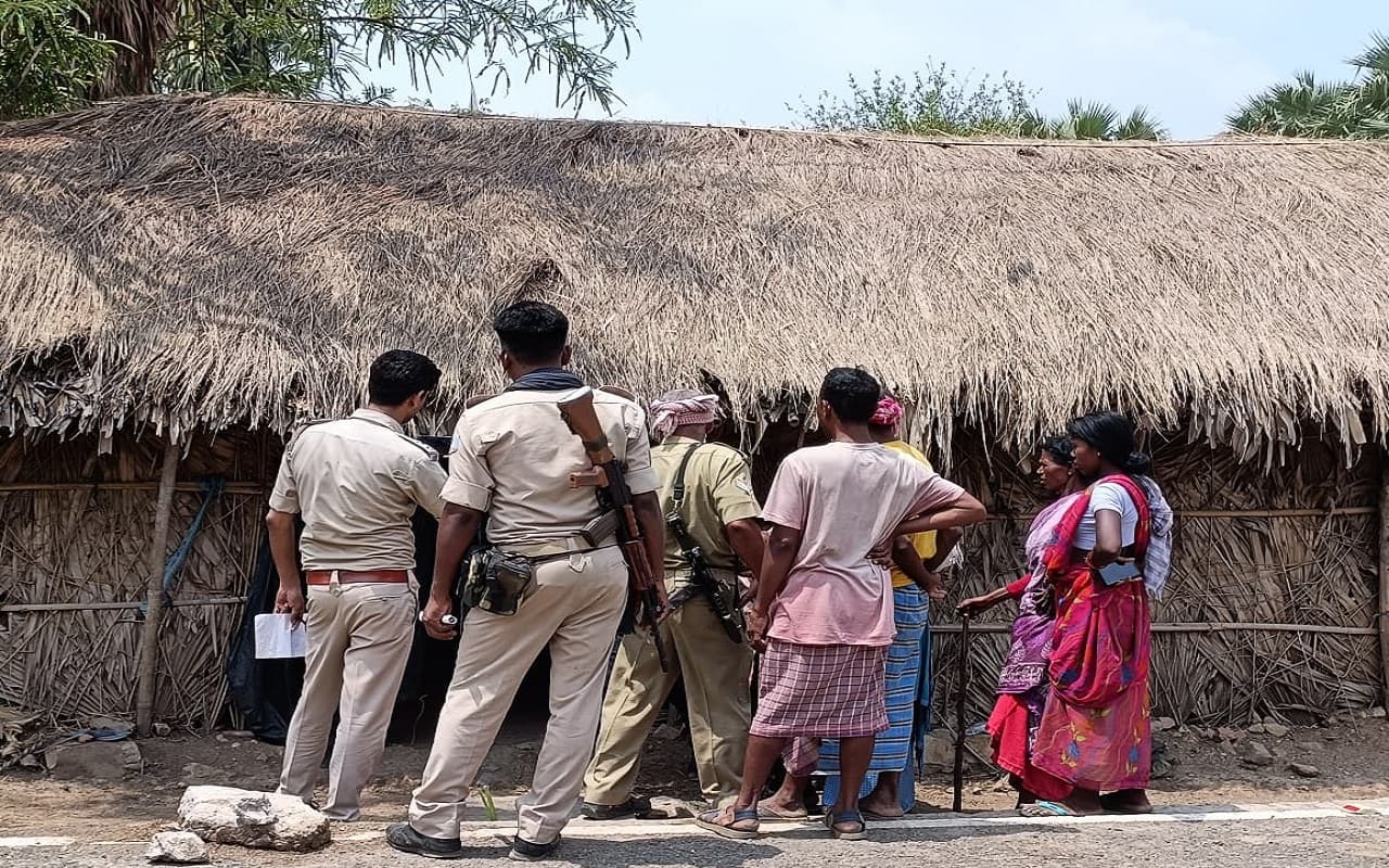 झारखंड: डायन-बिसाही में देवर ने भाभी को कुल्हाड़ी से काट डाला, आरोपी अरेस्ट