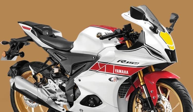 Yamaha YZF R15M वर्ल्ड जीपी एडिशन लॉन्च, स्पीड लवर्स के लिए खास है बाइक
